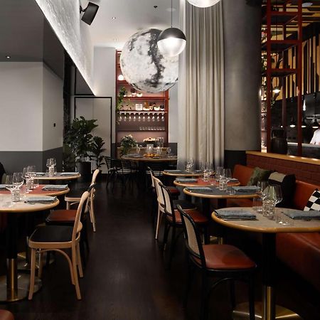 Hotel Qt Newcastle Esterno foto Interior of the restaurant